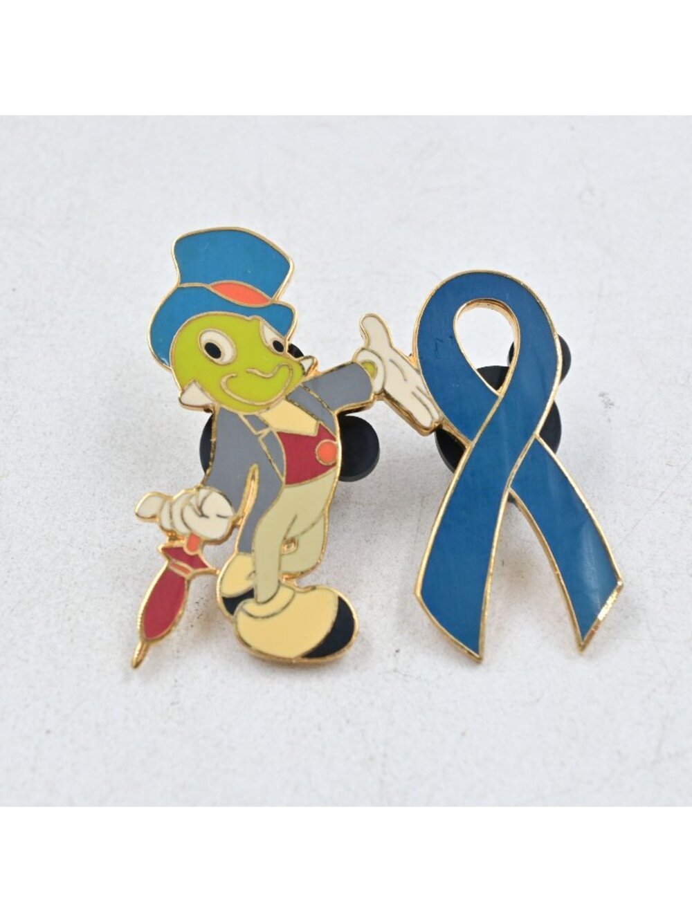 Disney Jiminy Cricket Pinocchio Blue Ribbon Enamel Fantasy Trading Pin